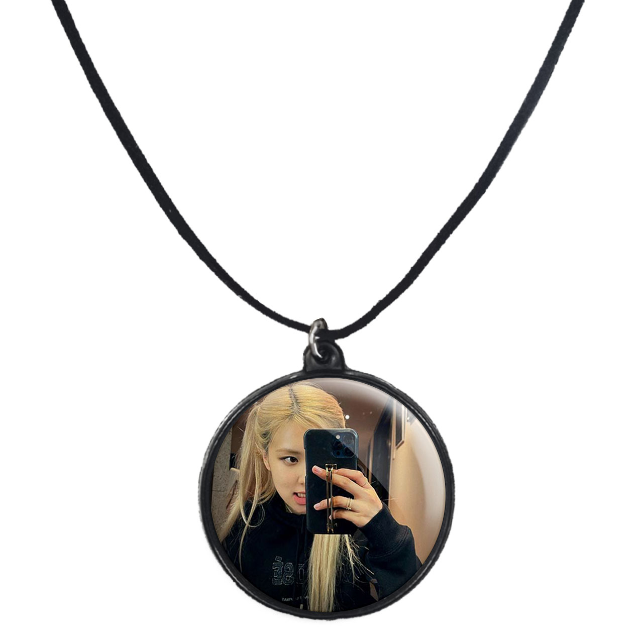 گردنبند پرمانه طرح بلک پینک کد pmb.6972 مدل دو طرفه