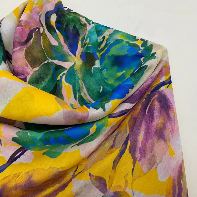 روسری زنانه مدل نخی چهارفصل قواره بزرگ کد 1833