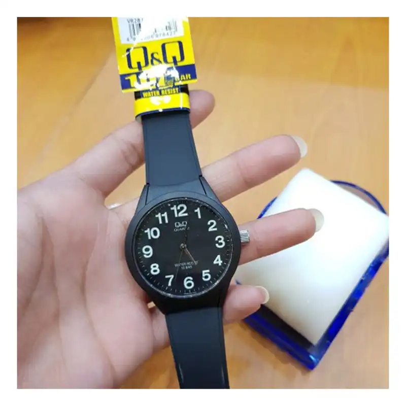 ساعت مچی عقربه ای کیو اند کیو مدل VR28J004Y