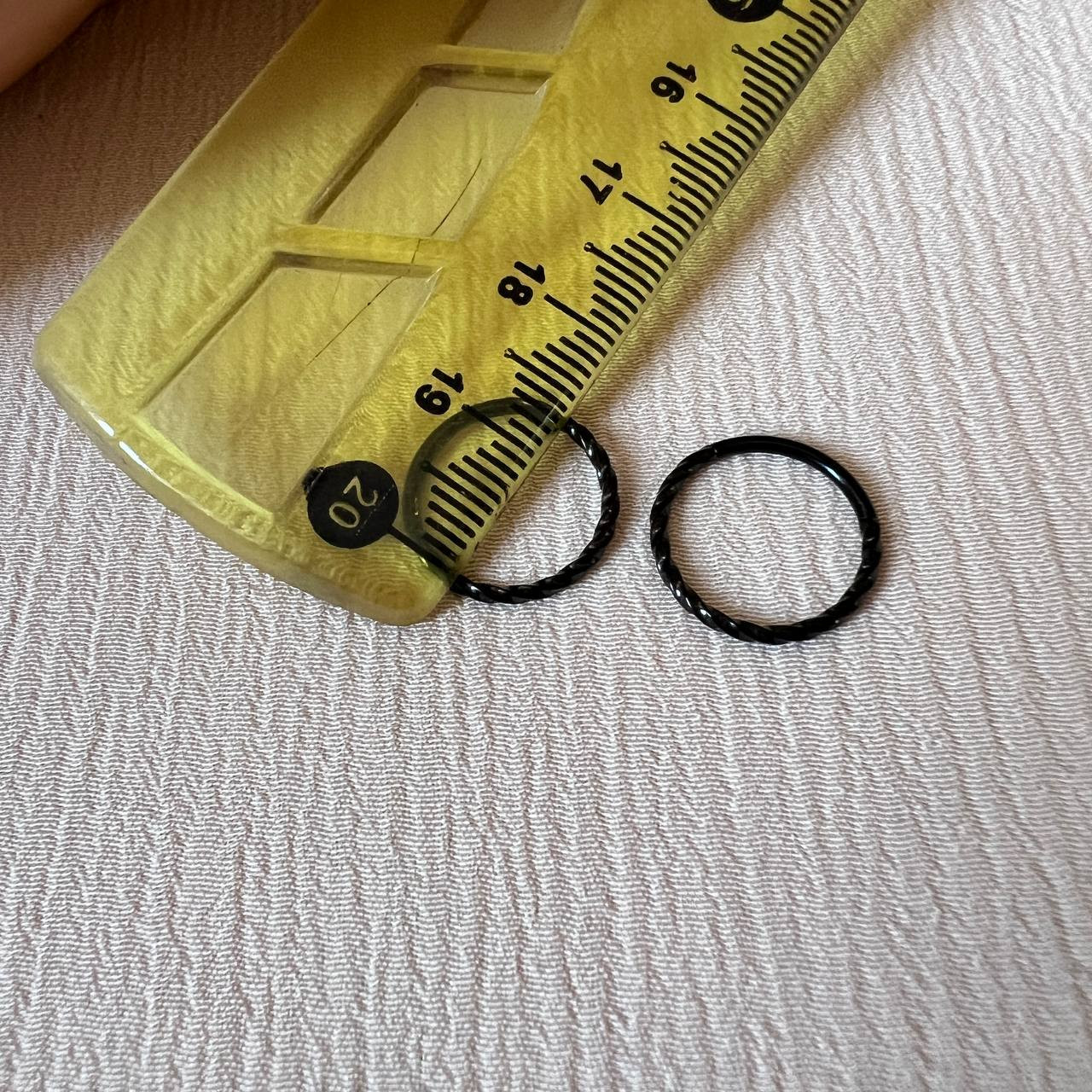 پیرسینگ گوش زنانه مدل پیچی کد 12