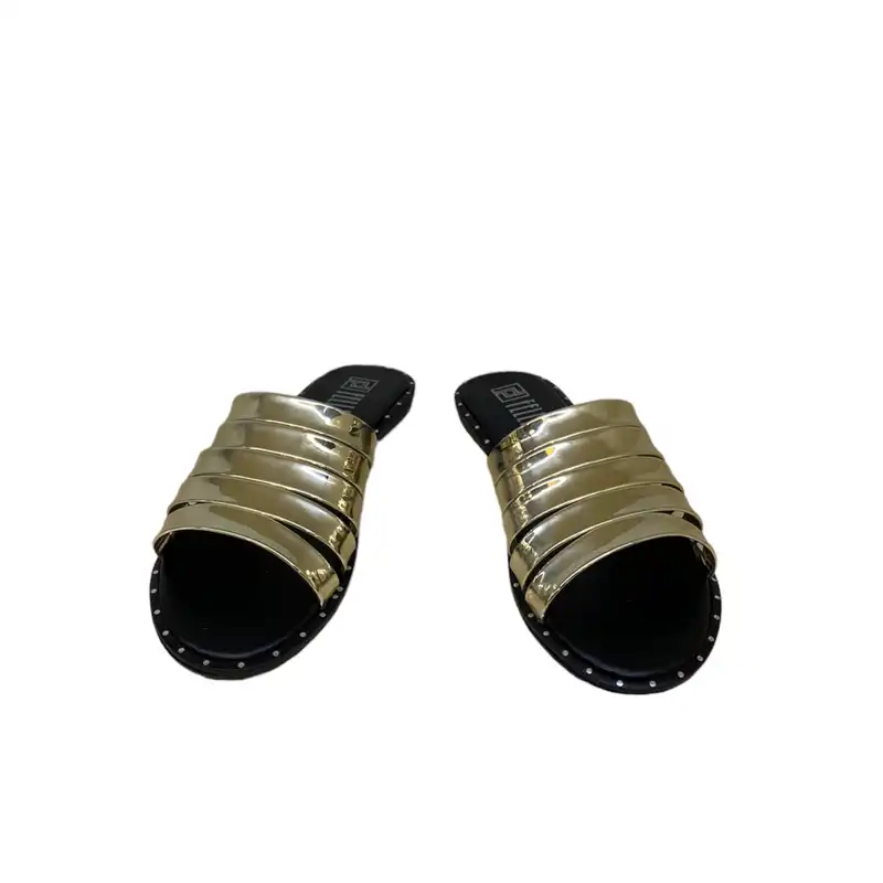 صندل زنانه مدل نادیا ورنی رنگ بـــــژ