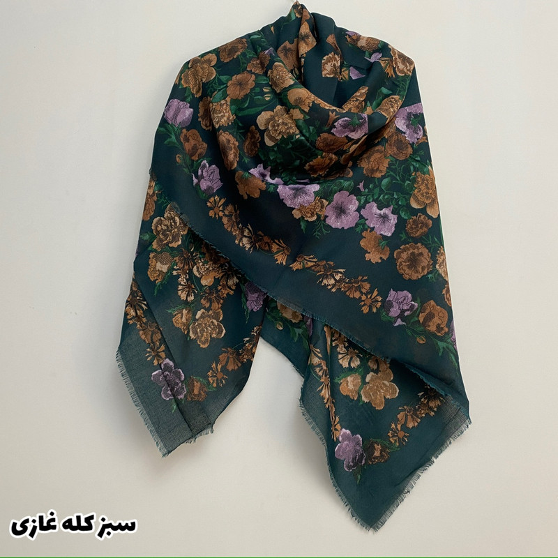 روسری زنانه مدل نخ پنبه دور ریش کد SIA10