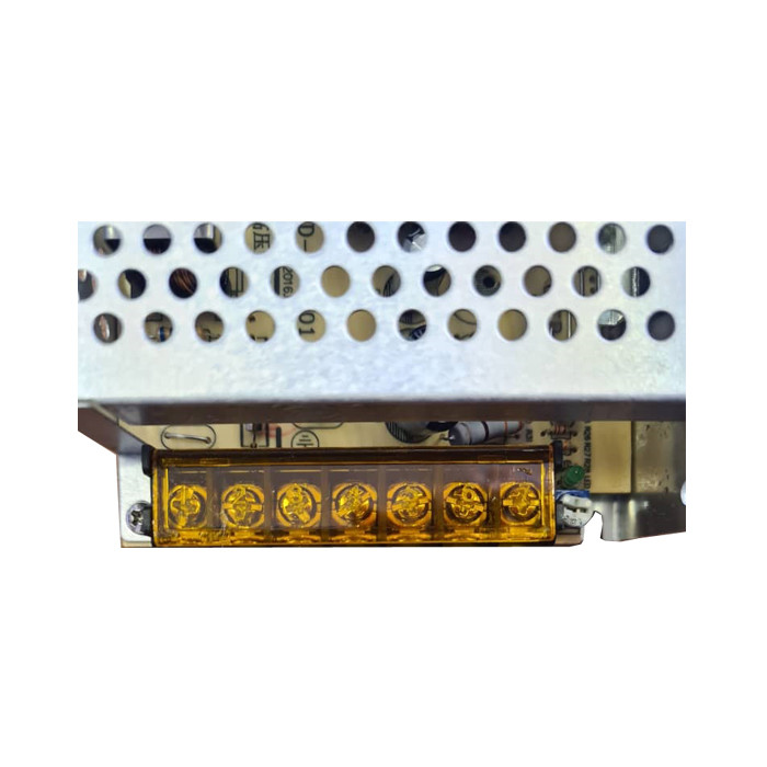 اداپتور 12 ولت 5 امپر مدل 001