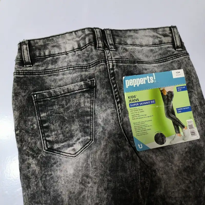 شلوار جین بچگانه پیپرتس مدل ger796