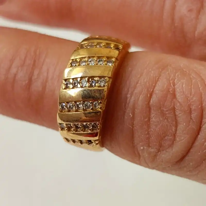 انگشتر زنانه مدل نگین دار