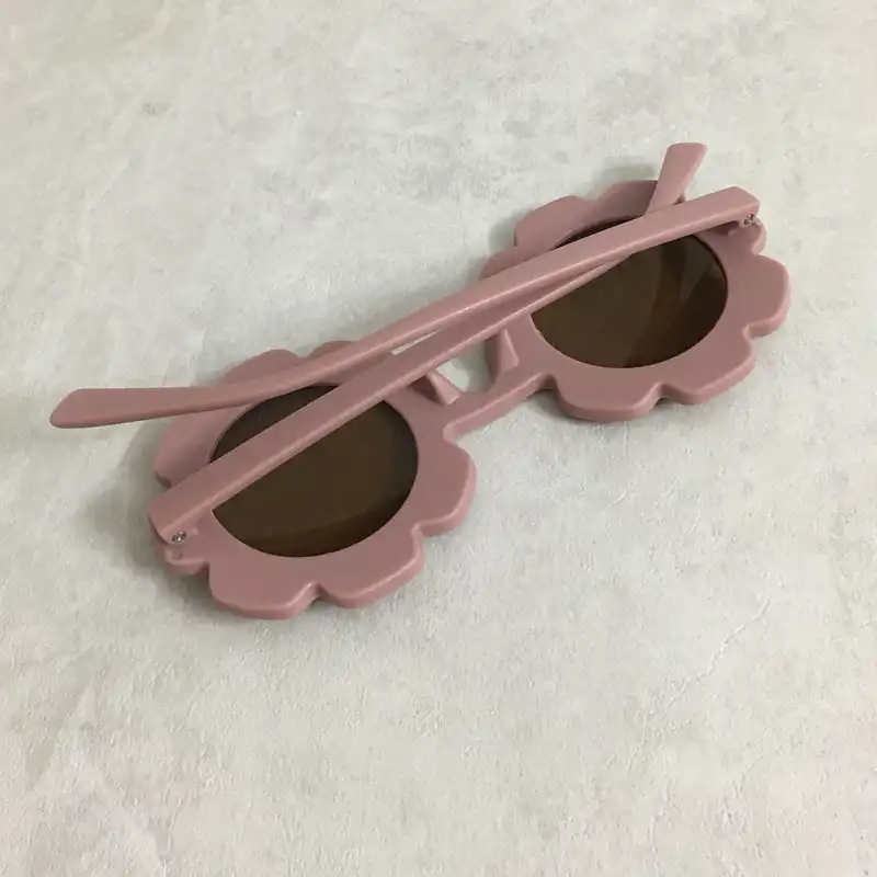 عینک آفتابی دخترانه مدل گل فانتزی کد  F BABY KAL BAC 55