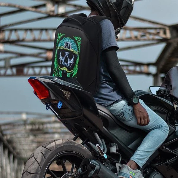 عکس شماره 12 : کوله پشتی مدل هوشمند