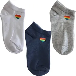 جوراب مدل مچی LOVE مجموعه 3 عددی