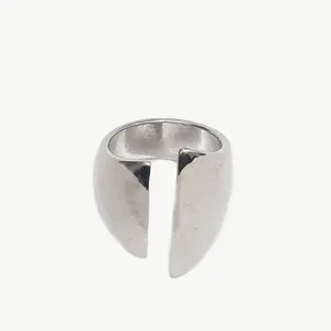 انگشتر زنانه آی سی سی مدل 020400