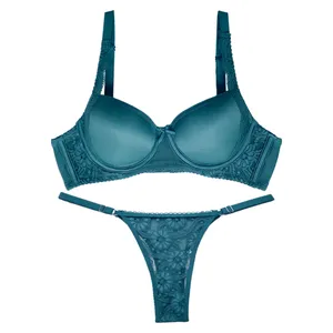 ست شورت و سوتین زنانه مدل اسفنجی نیم جک کد ZP138.3