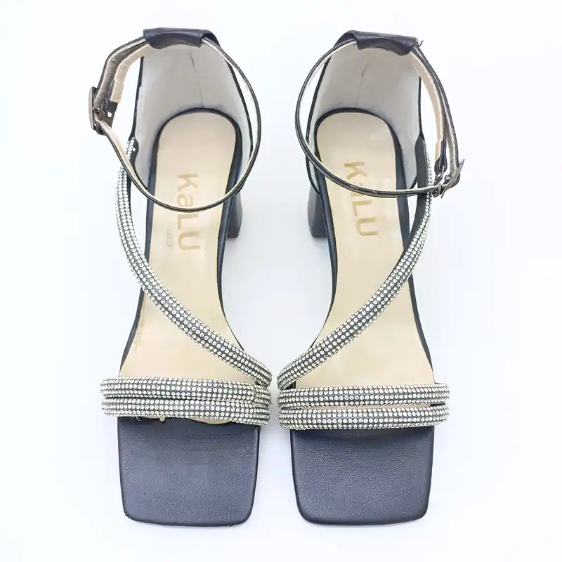 صندل زنانه مدل M 2