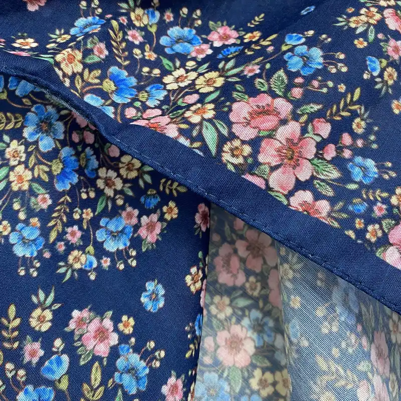 روسری زنانه مدل نخی چهارفصل منگوله دار کد 164