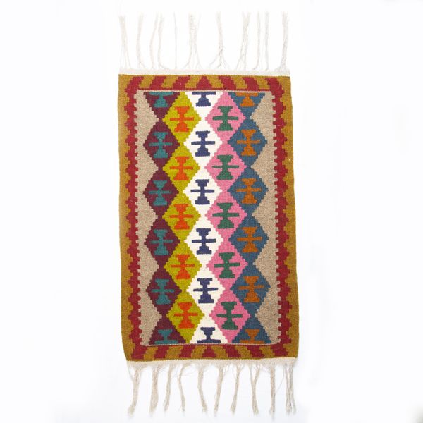 گلیم دستبافت یک و نیم متری کد 102