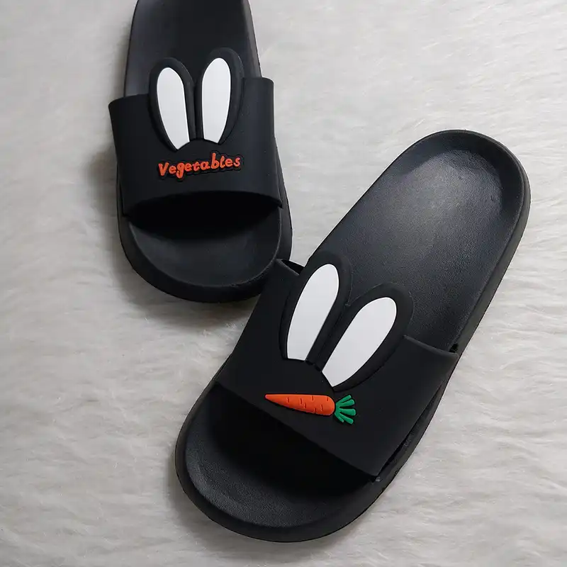 دمپایی زنانه مدل مانلی خرگوشی رنگ مشکی