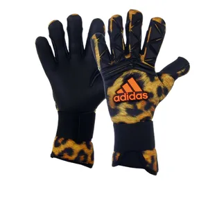 دستکش دروازه بانی مردانه مدل Predators 104