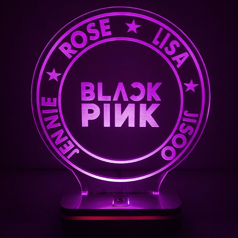 چراغ خواب طرح گروه بلک پینک 602-Black Pink مدل هفت رنگ