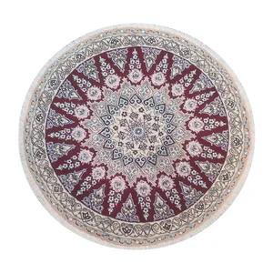 فرش دستباف یک و نیم متری طرح  گرد مدل نایین D