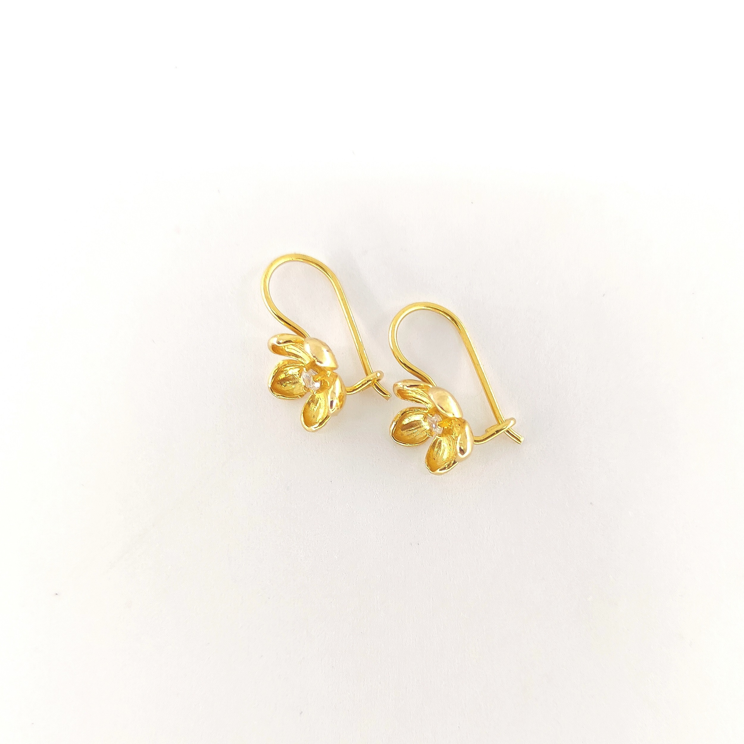 گوشواره طلا 18 عیار دخترانه طلا و جواهرسازی افرا مدل 237 گوشواره طلا 18 عیار دخترانه طلا و جواهرسازی افرا مدل 237