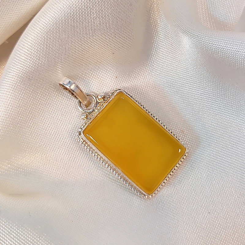 آویز گردنبند نقره مدل شرف شمس کد NG1215