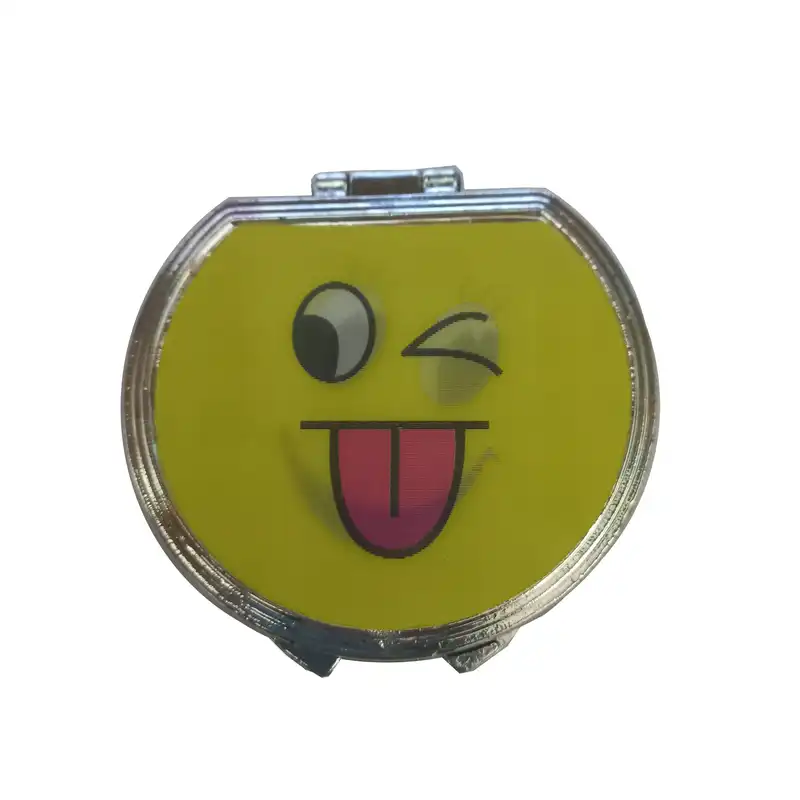 آینه جیبی مدل استیکر سه بعدی