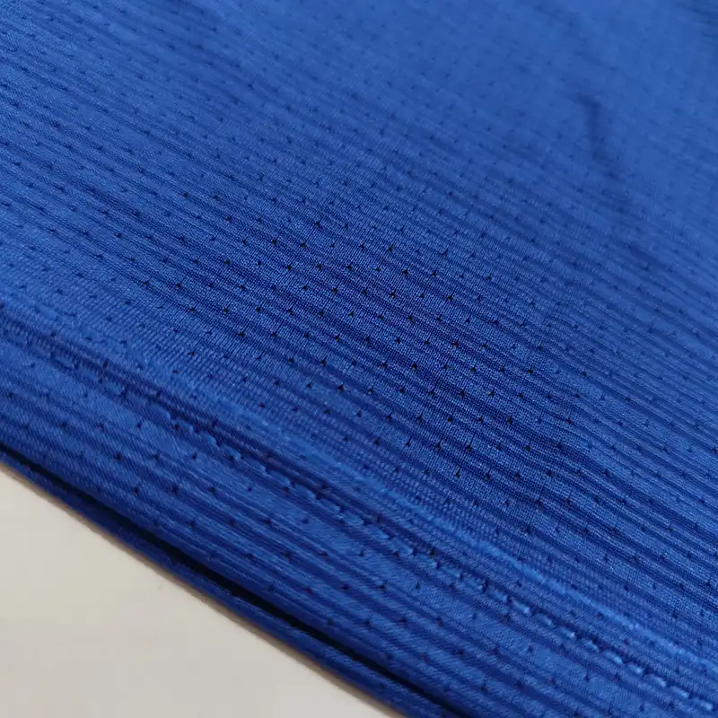 تاپ ورزشی زنانه مدل آیلین کد 02