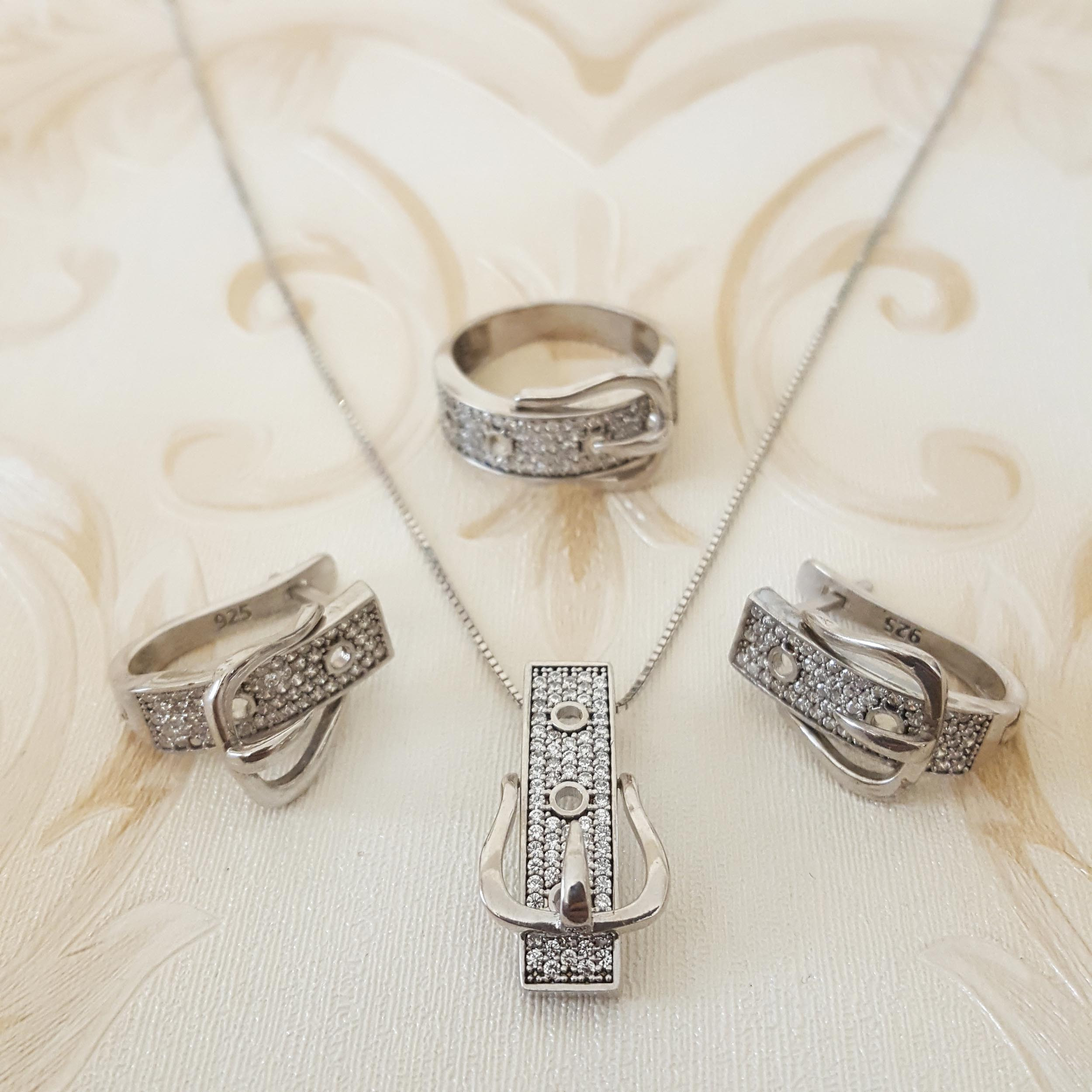 نیم ست نقره زنانه کد AMT_010