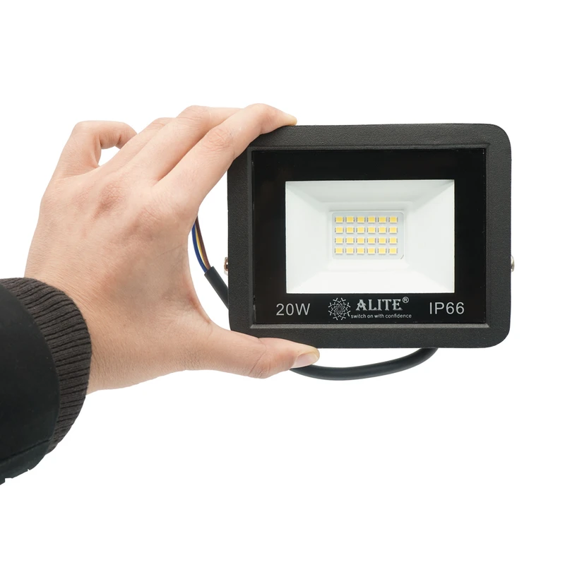 عکس شماره 4 : پروژکتور ال ای دی 20 وات ای لایت کد ip66