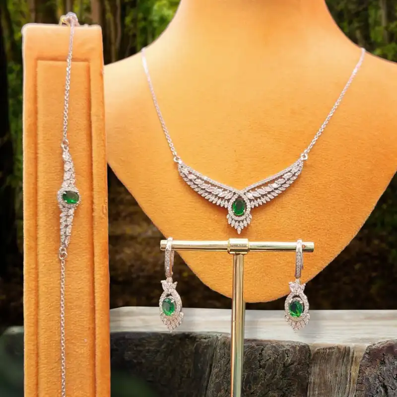 نیم ست نقره زنانه مدل بال فرشته زنجیری 0113