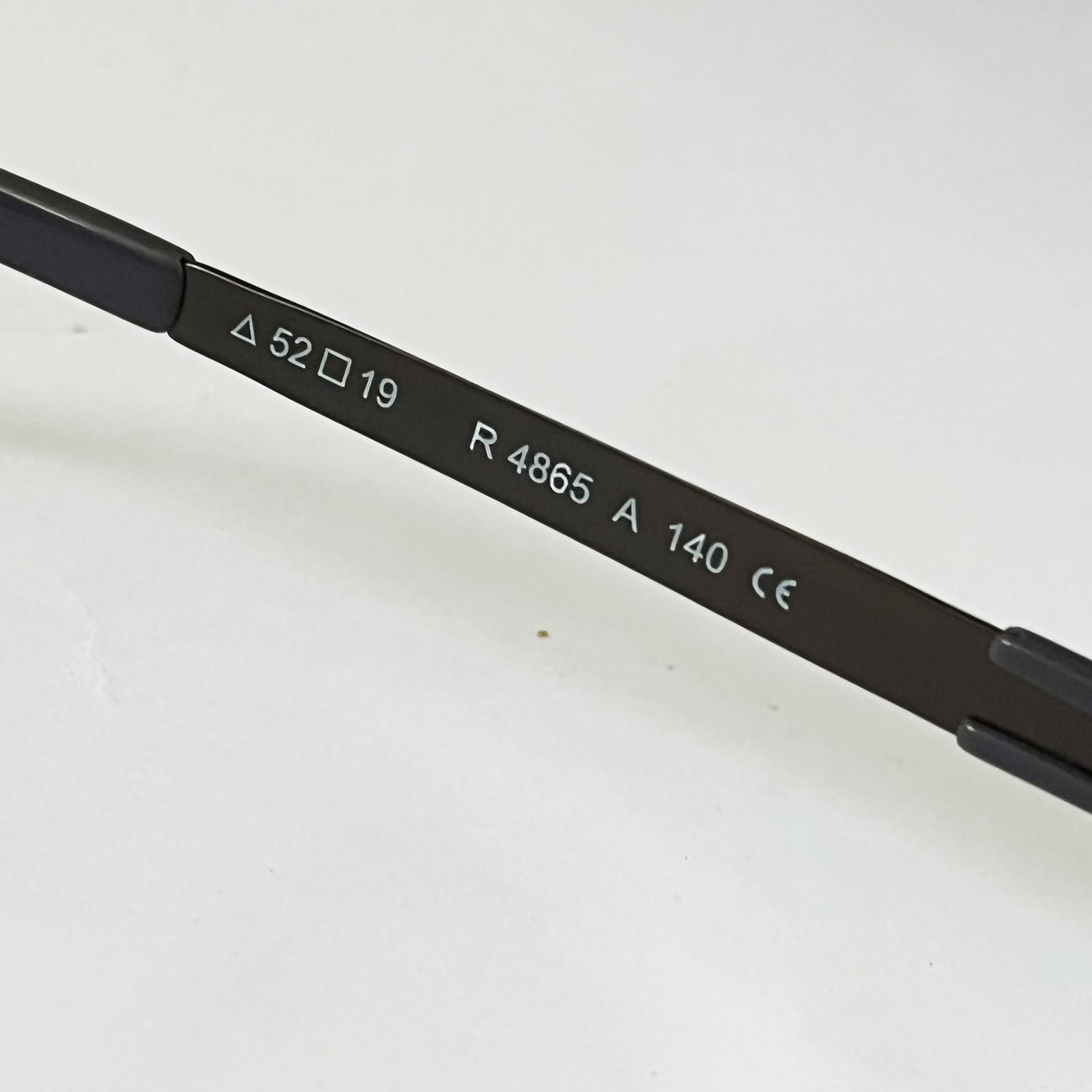 فریم عینک طبی رودن اشتوک مدل R4865 به همراه کاور آفتابی -  - 2