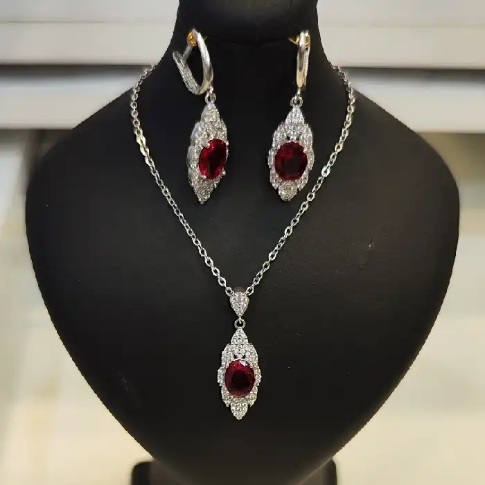 نیم ست نقره زنانه مدل سنگ یاقوت صنعتی کد 800