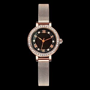 ساعت مچی عقربه‌ای کوارتز زنانه مدل حصیری دورنگین کد 001