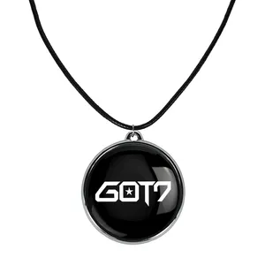 گردنبند خندالو مدل گروه گات سون GOT7 کد 2104021033