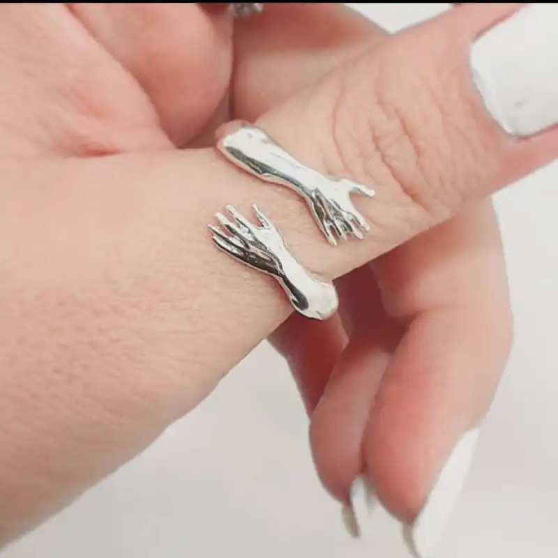 انگشتر نقره زنانه مدل آغوش کد RG111