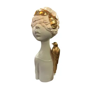 مجسمه دنیا دکوری سرمد مدل دختر پرنده به دوش