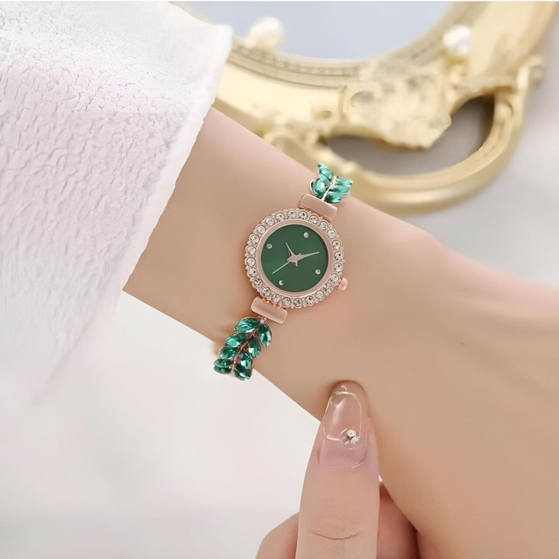 ساعت مچی عقربه ای زنانه مدل نگینی 011 ساعت مچی عقربه ای زنانه مدل نگینی 011