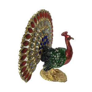 مجسمه طرح طاووس کد M1010