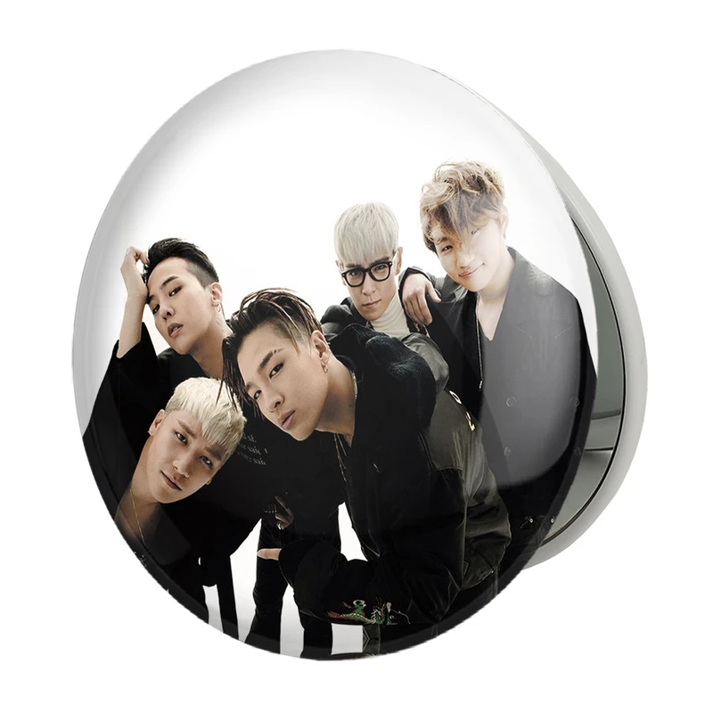 آینه جیبی خندالو طرح گروه بیگ بنگ BIGBANG مدل تاشو کد 12558 