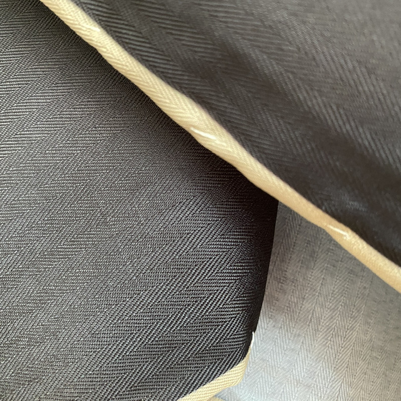 روسری زنانه مدل نخ توییل دست دوز کد 05