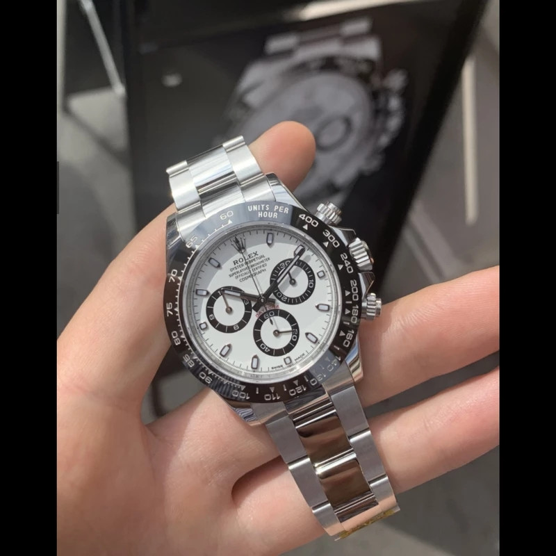 ساعت مچی عقربهای مردانه مدل Daylong سه موتور فعال کورنوگراف استیل قفل تاشو ساعت مچی عقربهای مردانه مدل Daylong سه موتور فعال کورنوگراف استیل قفل تاشو