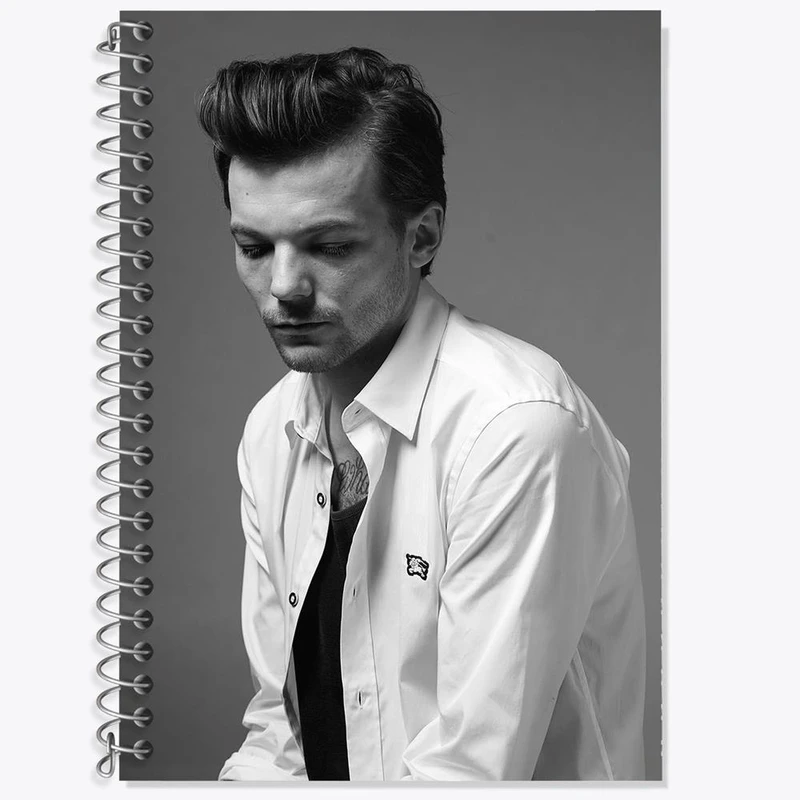 دفتر زبان 50 برگ خندالو مدل دو خط طرح لویی تاملینسون گروه موسیقی وان دایرکشن One Direction کد 18908
