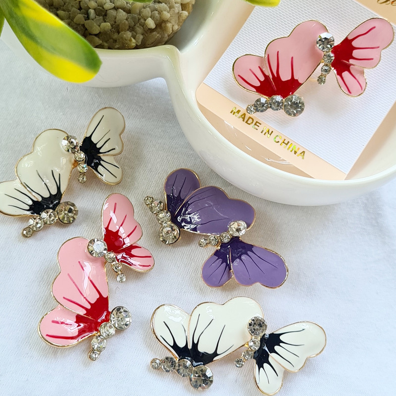 گل سینه زنانه مدل پروانه کد brg 1838