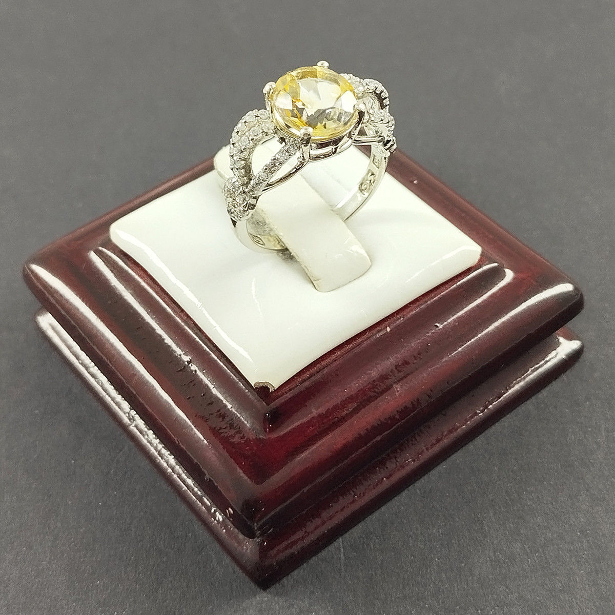 انگشتر نقره زنانه سلین کالا مدل سیترین کد 33