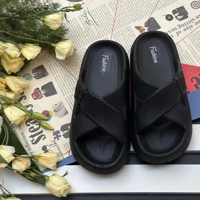 دمپایی زنانه پاپا کد BL