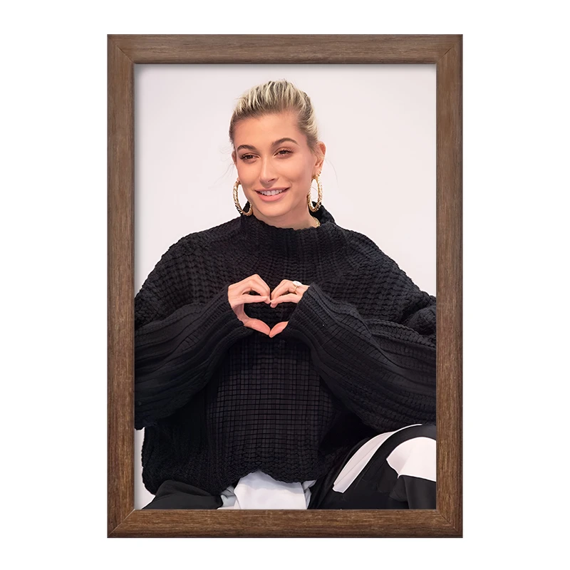 تابلو خندالو طرح هیلی بیبر (Hailey Bieber) کد F10188
