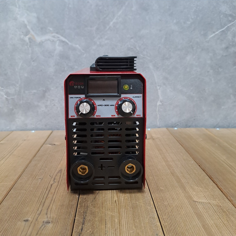 اینورتر جوشکاری 300 آمپر ادون مدل MMA_WELDER اینورتر جوشکاری 300 آمپر ادون مدل MMA_WELDER