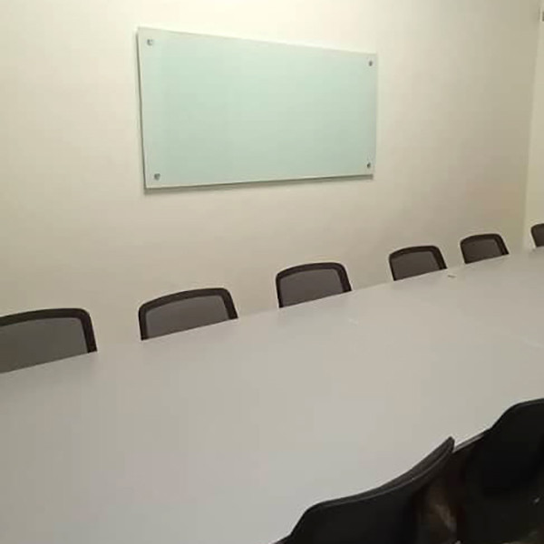 تخته وایت برد شیشه ای عکسنگ مدل CG-5070 سایز 50x70 سانتی متر