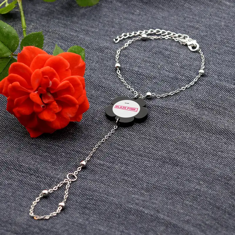 دستبند زنانه ناکسیگو مدل تمیمه طرح بلک پینک کد TM11196