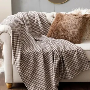 شال مبل انگلیش هوم مدل Pied De Poul سایز 170x120 سانتی متر
