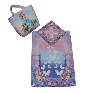 سجاده و جانماز مدل مخمل دخترانه به همراه کیف دستی کد gi3470