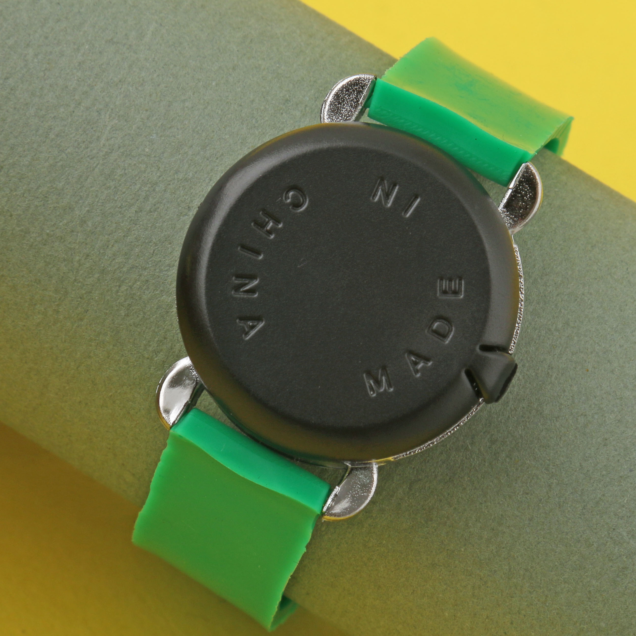 ساعت مچی دیجیتال پسرانه مدل بن تن سیلیکونی کد WHK_015